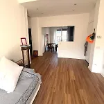 Jade Apartment *