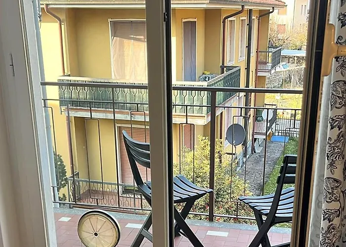 Jade 瓦尔博若纳